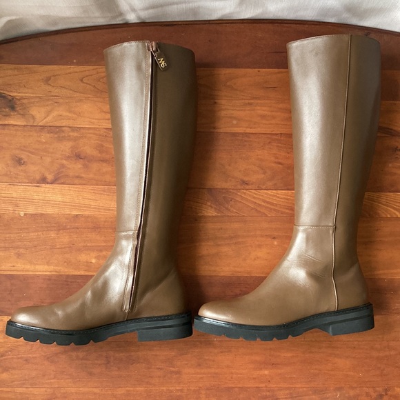 NWOT Stuart Weitzman Mila Lift boots - Picture 3 of 11